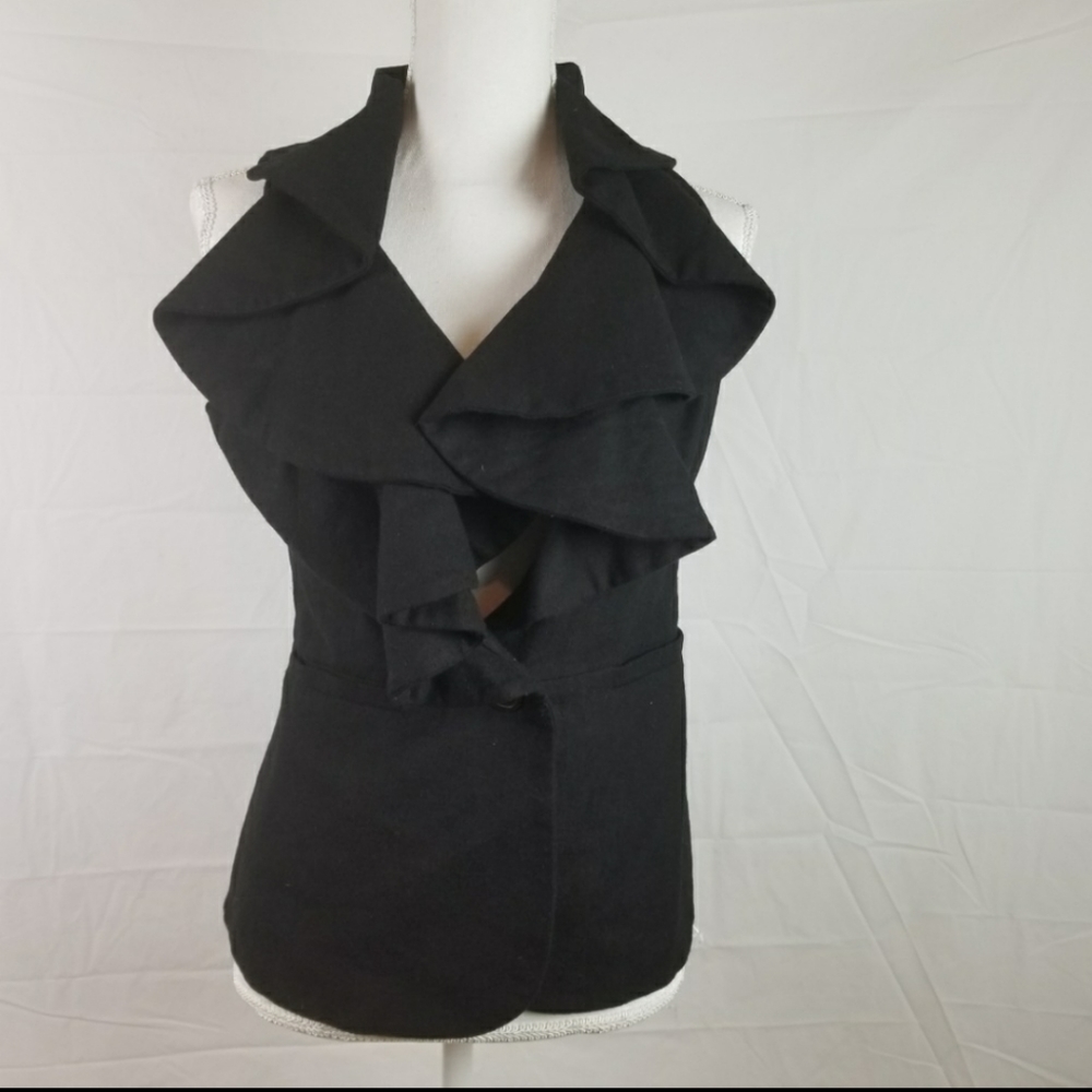 Anthropologie Tabitha sz. 4 Black Ruffle Vest